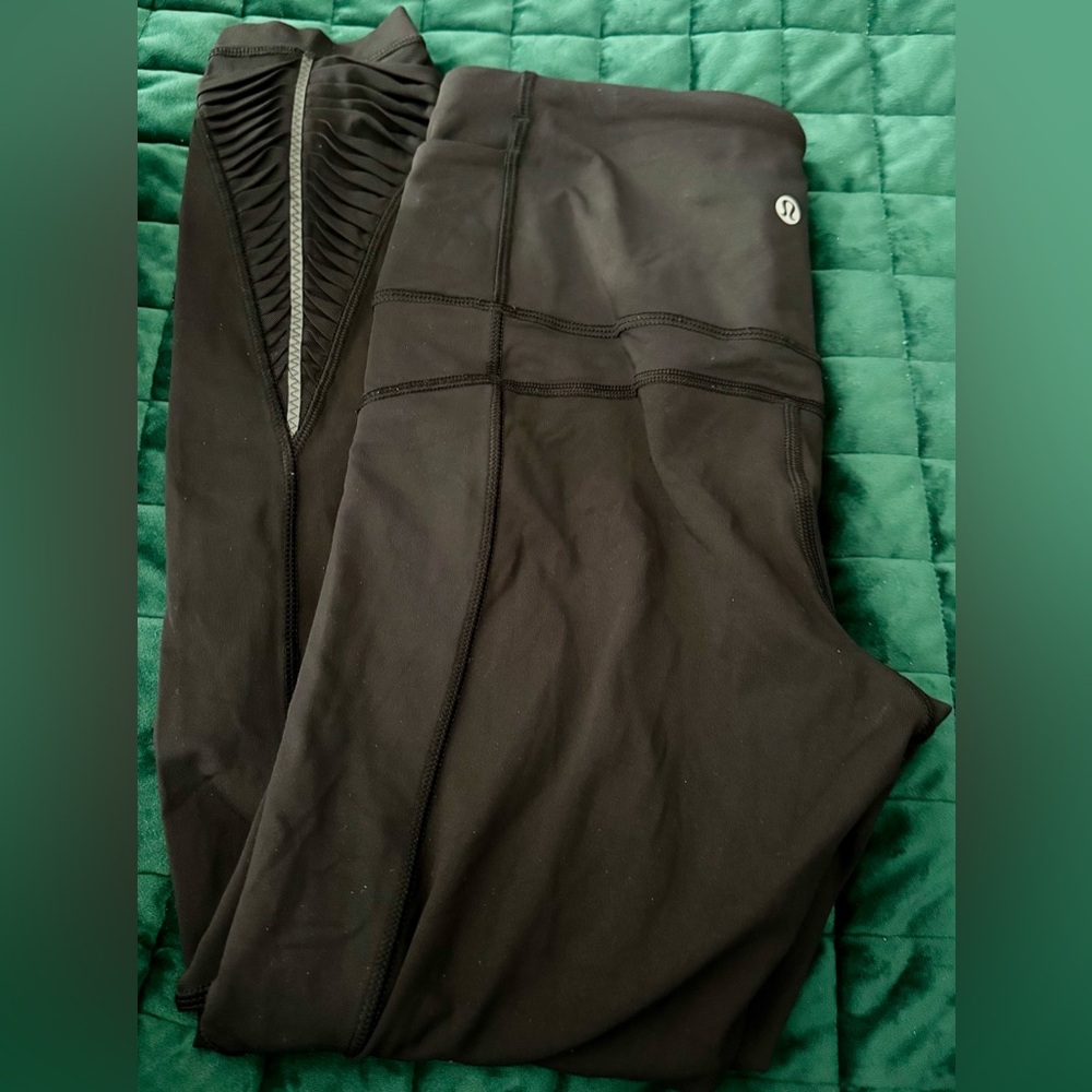 Lululemon Run Speed Tight‎ Black Reflective Zip Pocket Leggings 28”